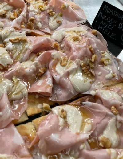 Pizza in teglia bicocca, Pizza in teglia martesana, Pizza in teglia gioia Milano, Pizza in teglia gorla Milano